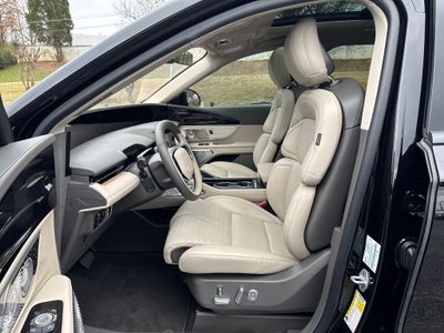 2025 Lincoln Nautilus Reserve