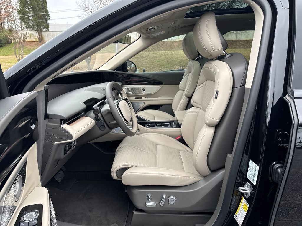 2025 Lincoln Nautilus Reserve