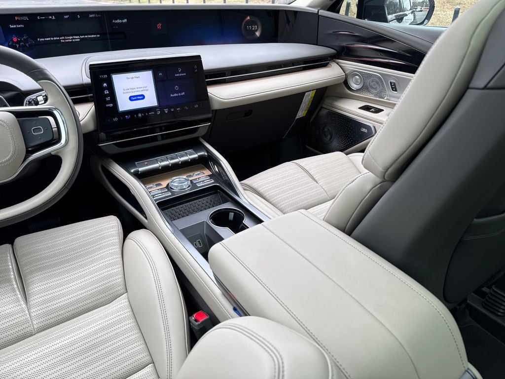 2025 Lincoln Nautilus Reserve