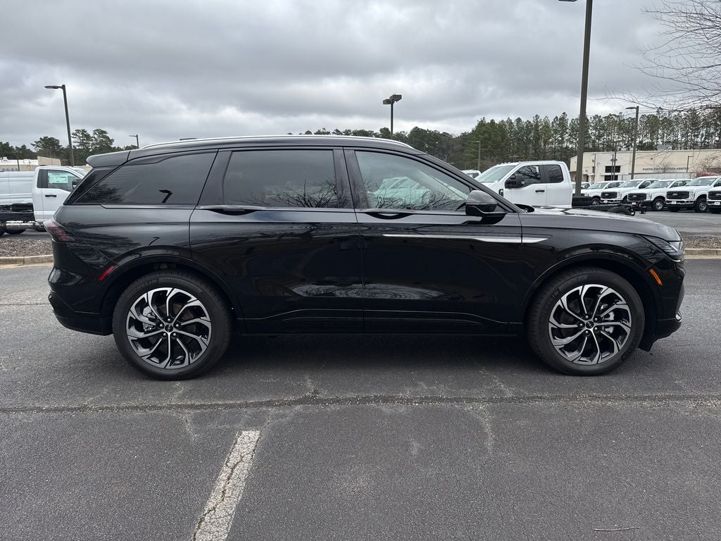 2025 Lincoln Nautilus Reserve