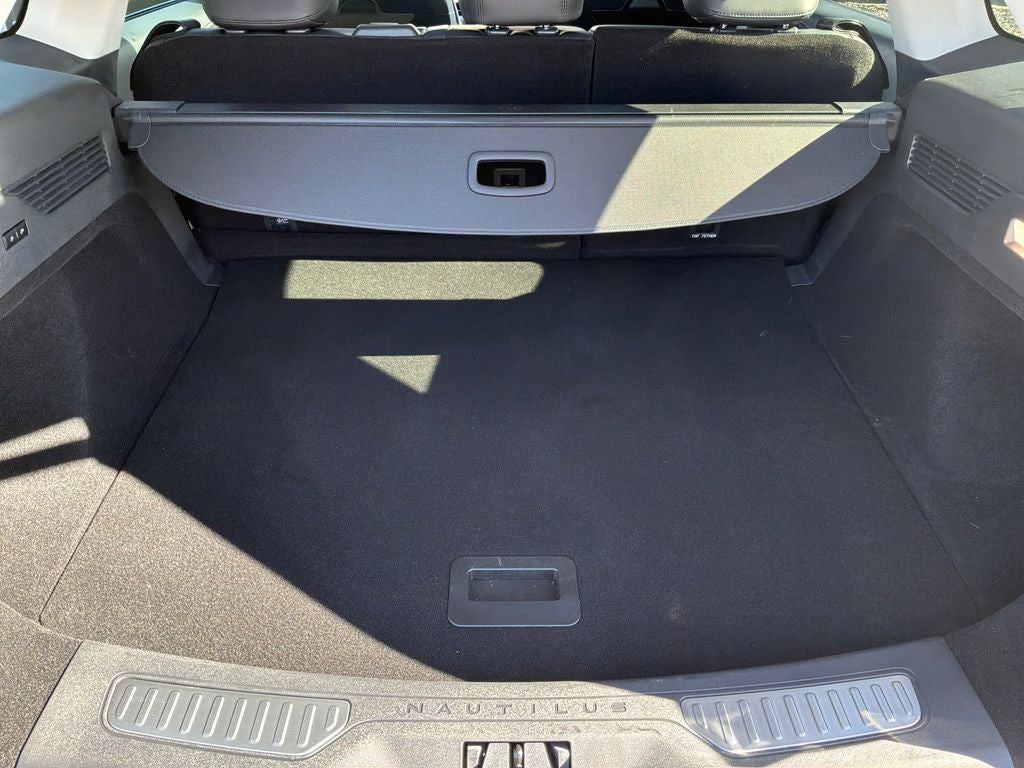 2025 Lincoln Nautilus Reserve