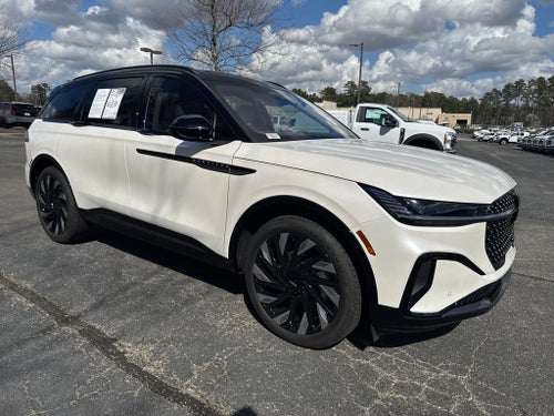 2025 Lincoln Nautilus Reserve