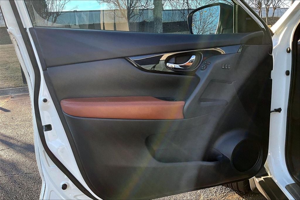 2017 Nissan Rogue SL