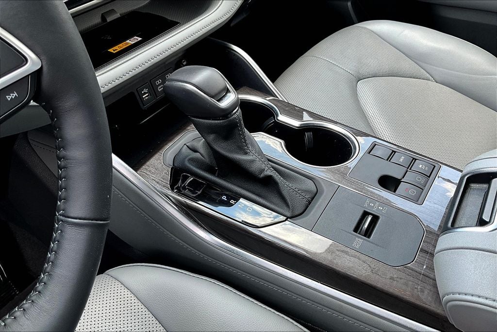 2024 Toyota Highlander Limited