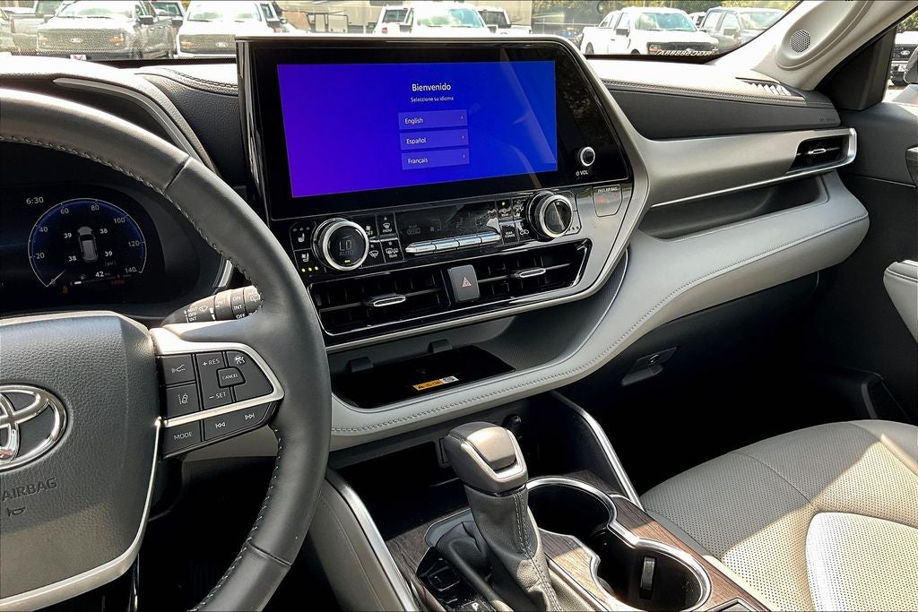 2024 Toyota Highlander Limited