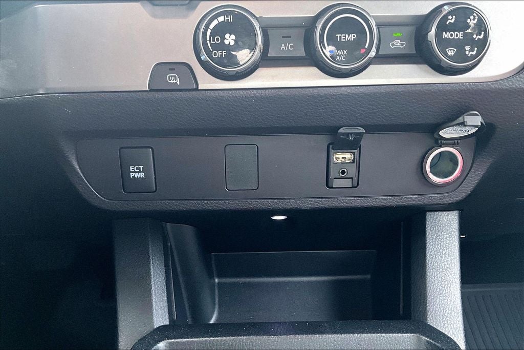 2017 Toyota Tacoma SR5