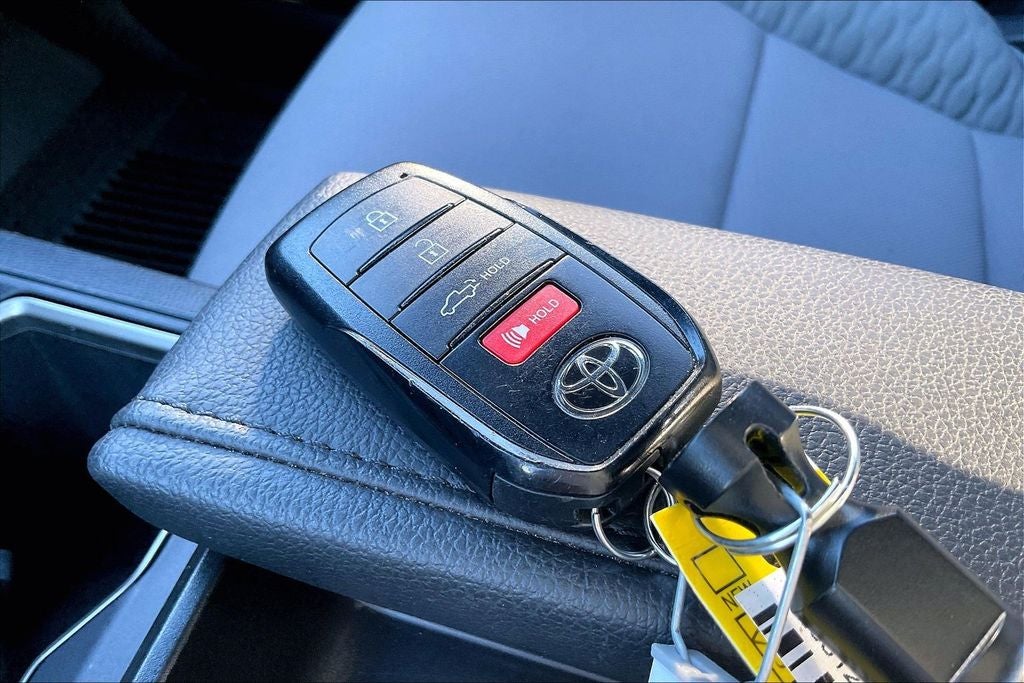 2025 Toyota Tundra SR5
