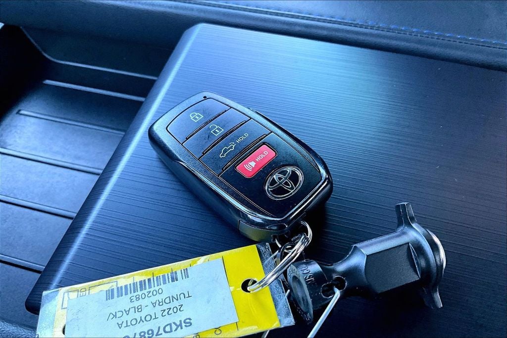 2022 Toyota Tundra Hybrid Platinum