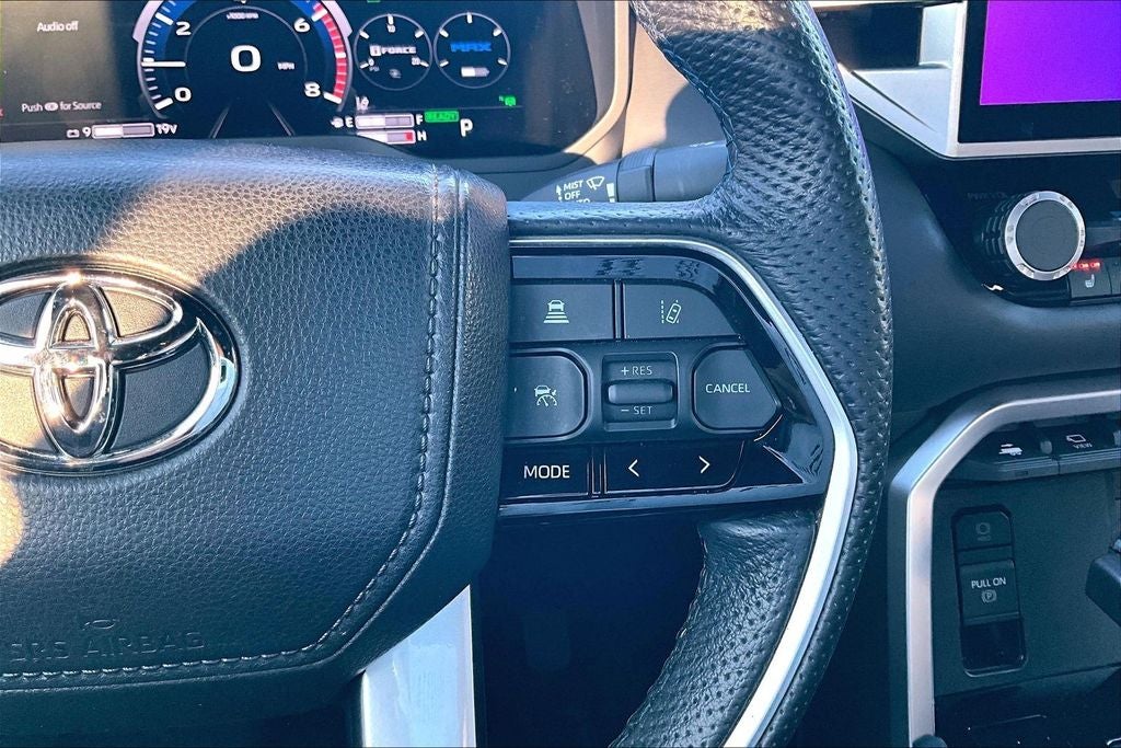 2022 Toyota Tundra Hybrid Platinum