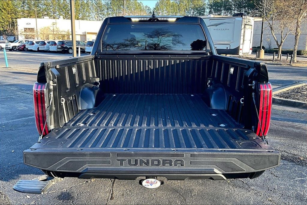 2022 Toyota Tundra Hybrid Platinum