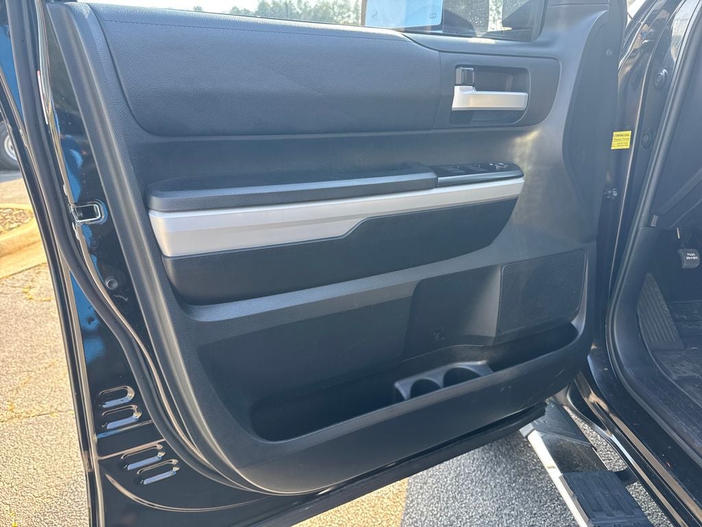 2018 Toyota Tundra SR5