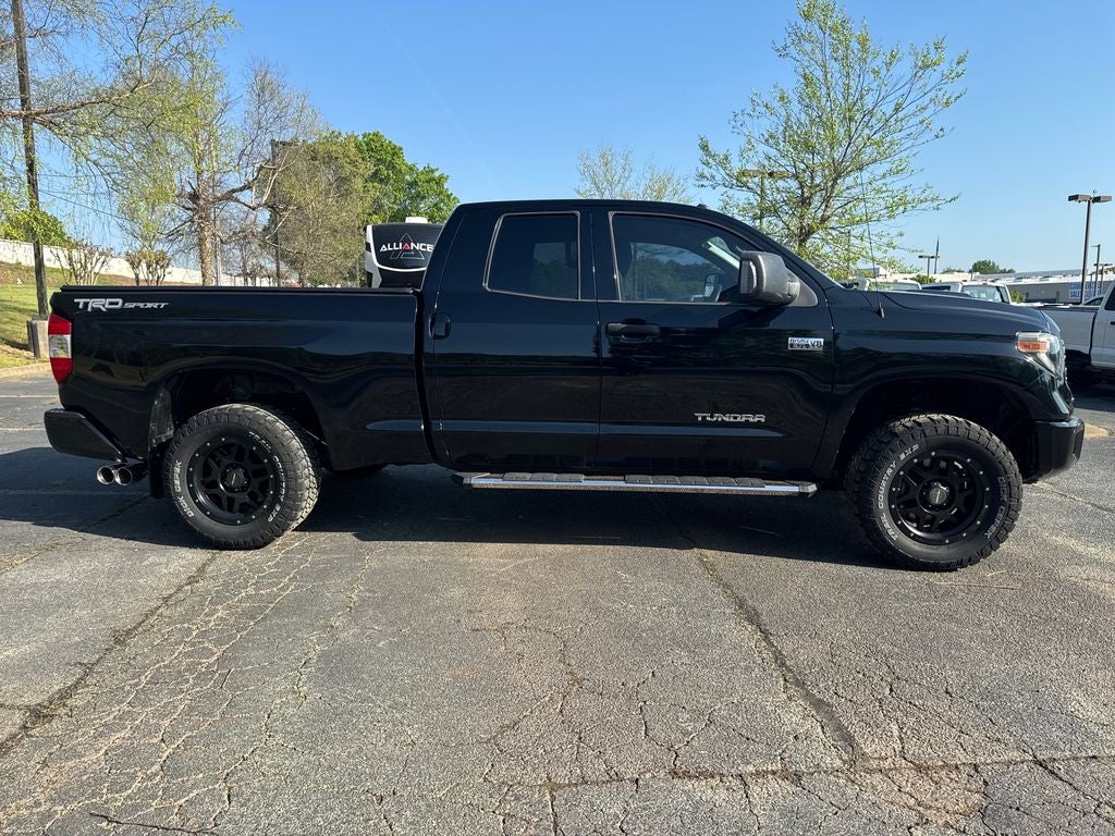 2018 Toyota Tundra SR5