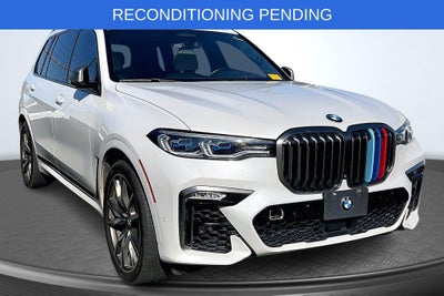 2021 BMW X7 M50i