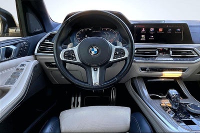 2021 BMW X7 M50i