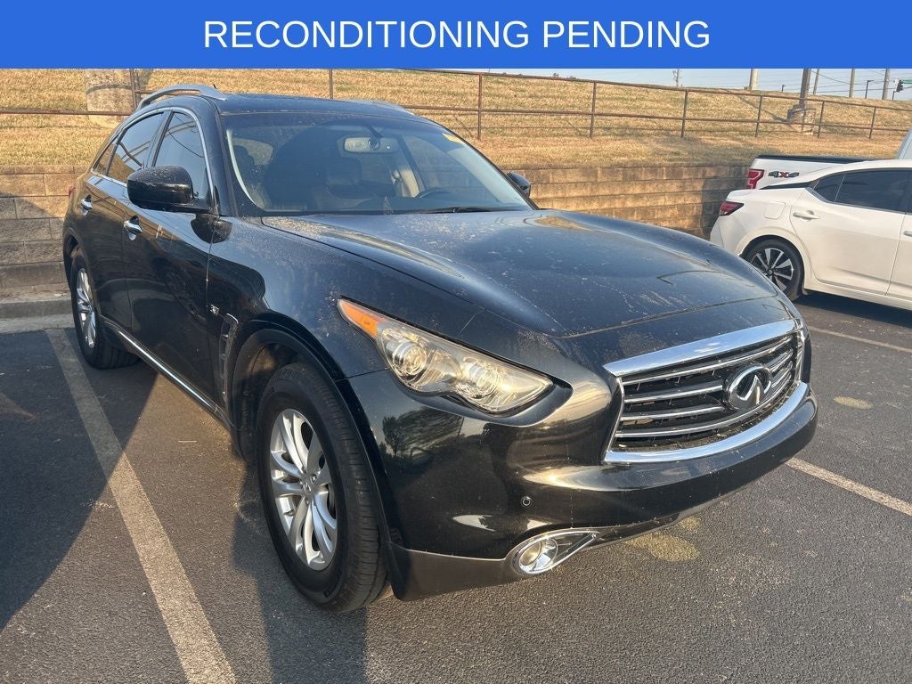 2016 INFINITI QX70 Base