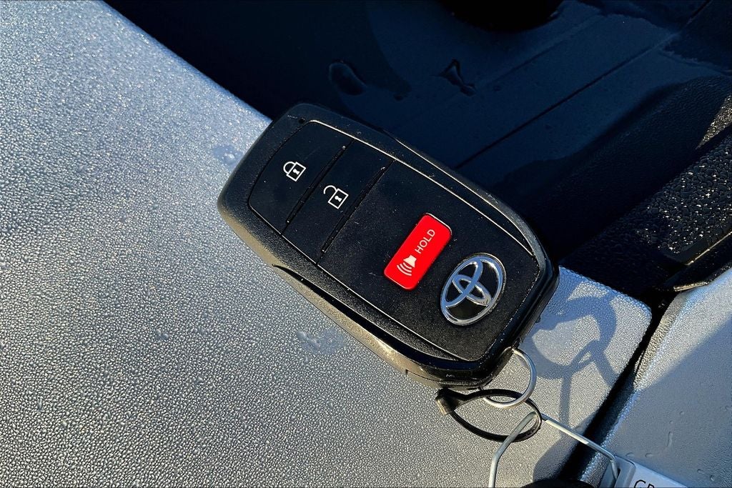 2023 Toyota Prius XLE