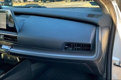 2023 Toyota Prius XLE