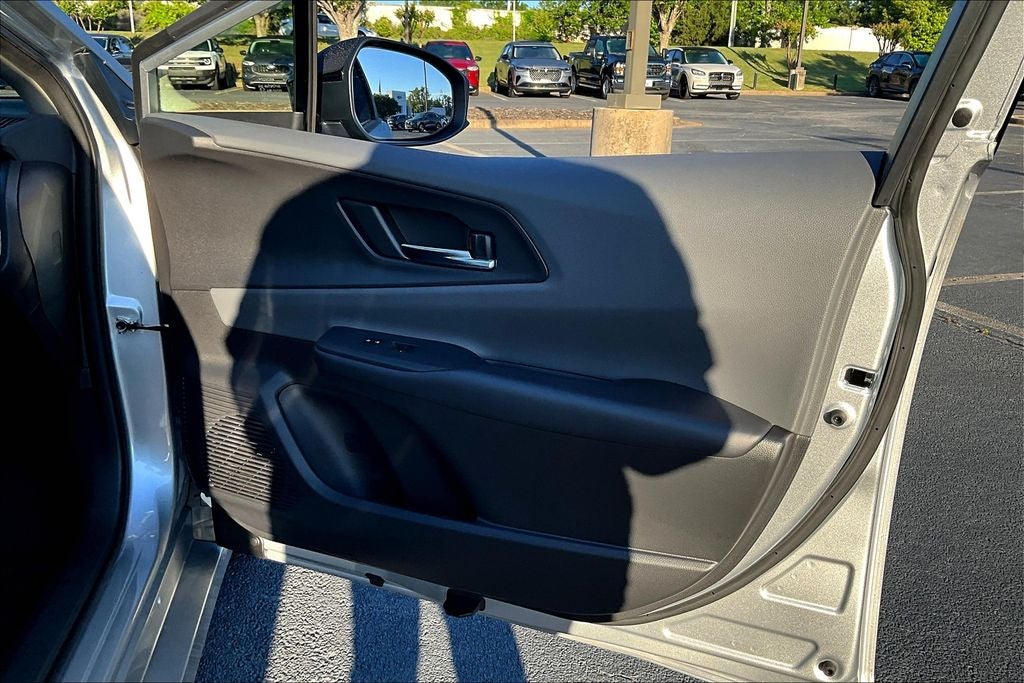 2023 Toyota Prius XLE