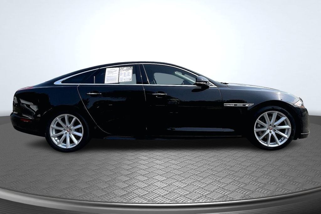 2018 Jaguar XJ R-Sport