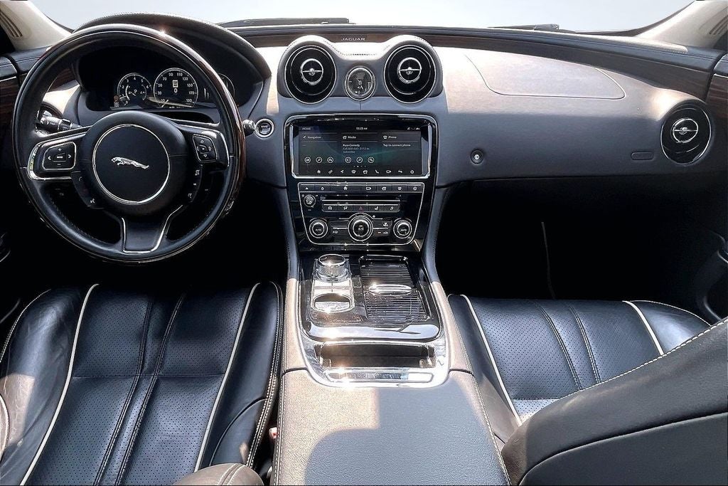2018 Jaguar XJ R-Sport