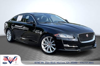 2018 Jaguar XJ R-Sport