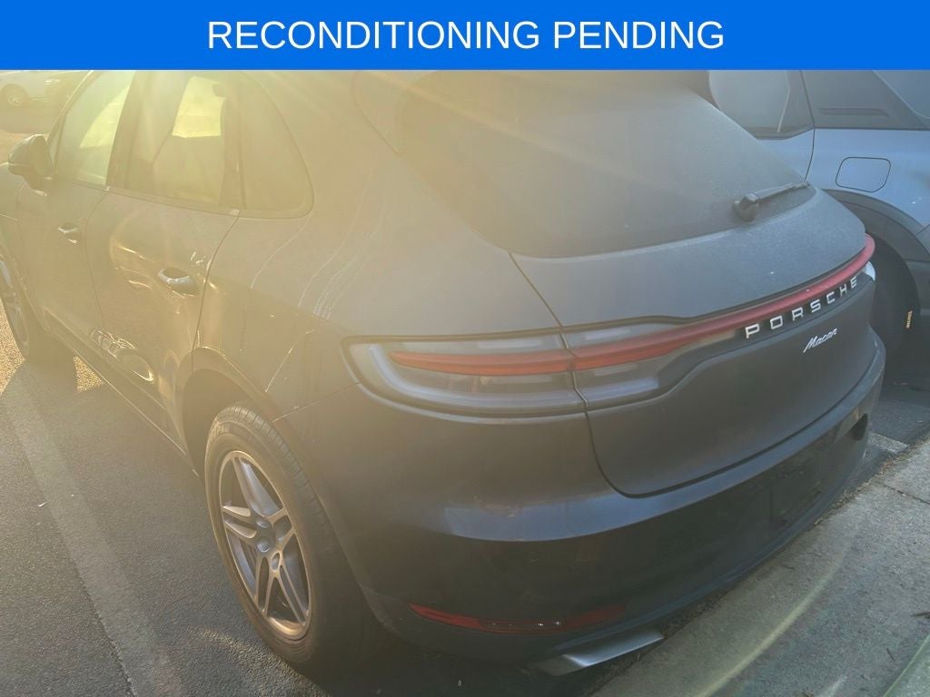 2021 Porsche Macan Base