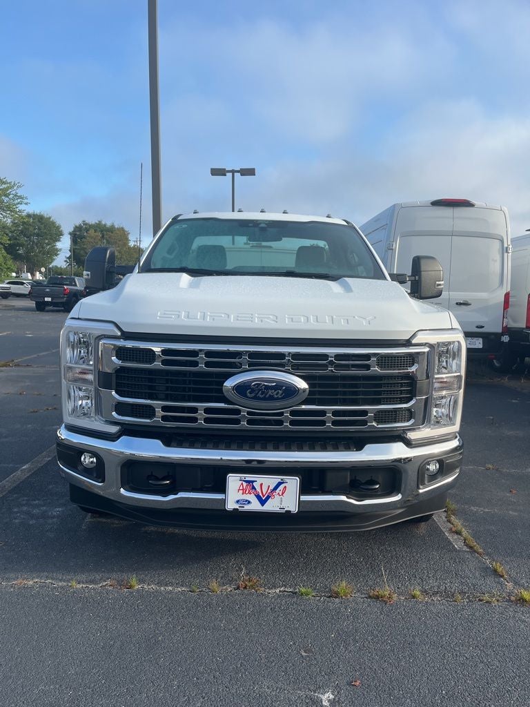 2025 Ford F-350SD XL DRW