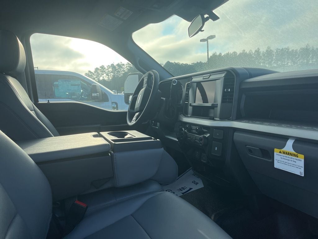 2025 Ford F-350SD XL DRW