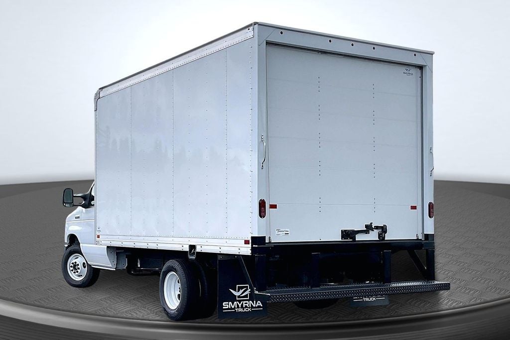 2027 Ford E-350SD Base Cutaway
