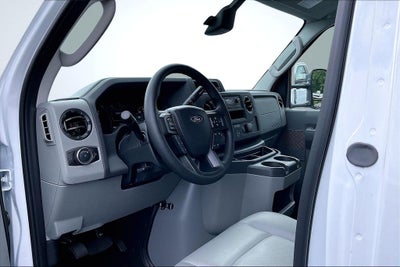 2027 Ford E-350SD Base Cutaway