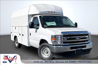 2026 Ford E-350SD Base Cutaway