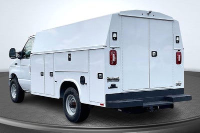 2026 Ford E-350SD Base Cutaway