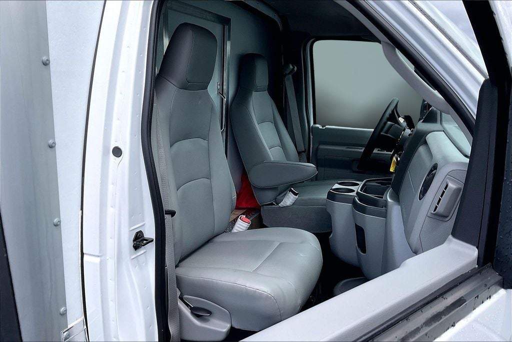 2027 Ford E-450SD Base