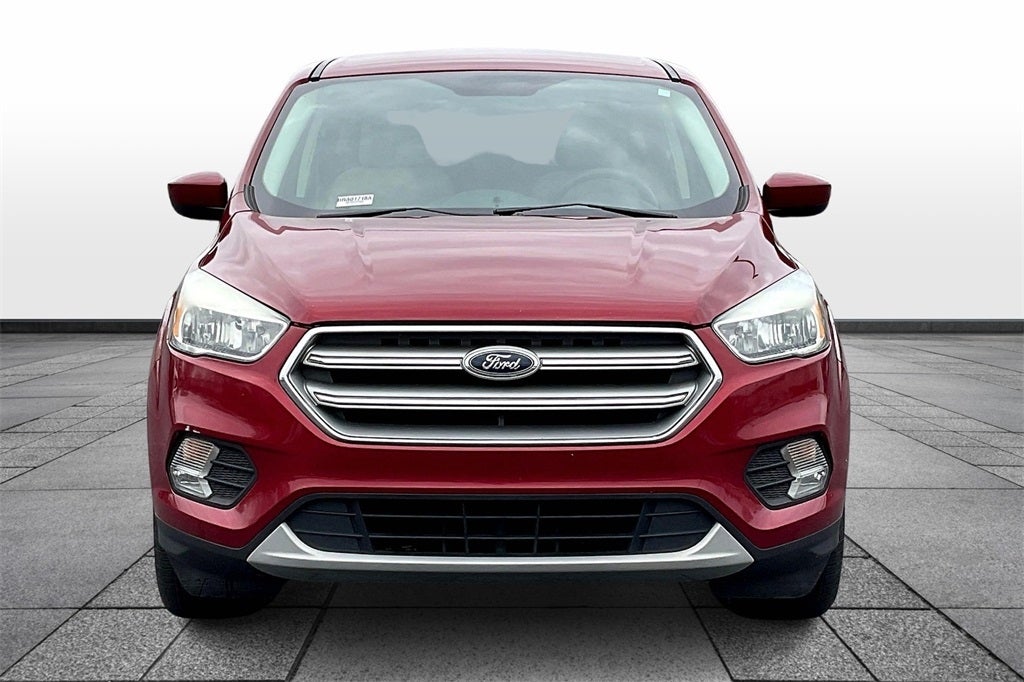 Used 2017 Ford Escape SE with VIN 1FMCU0GD5HUA18455 for sale in Morrow, GA