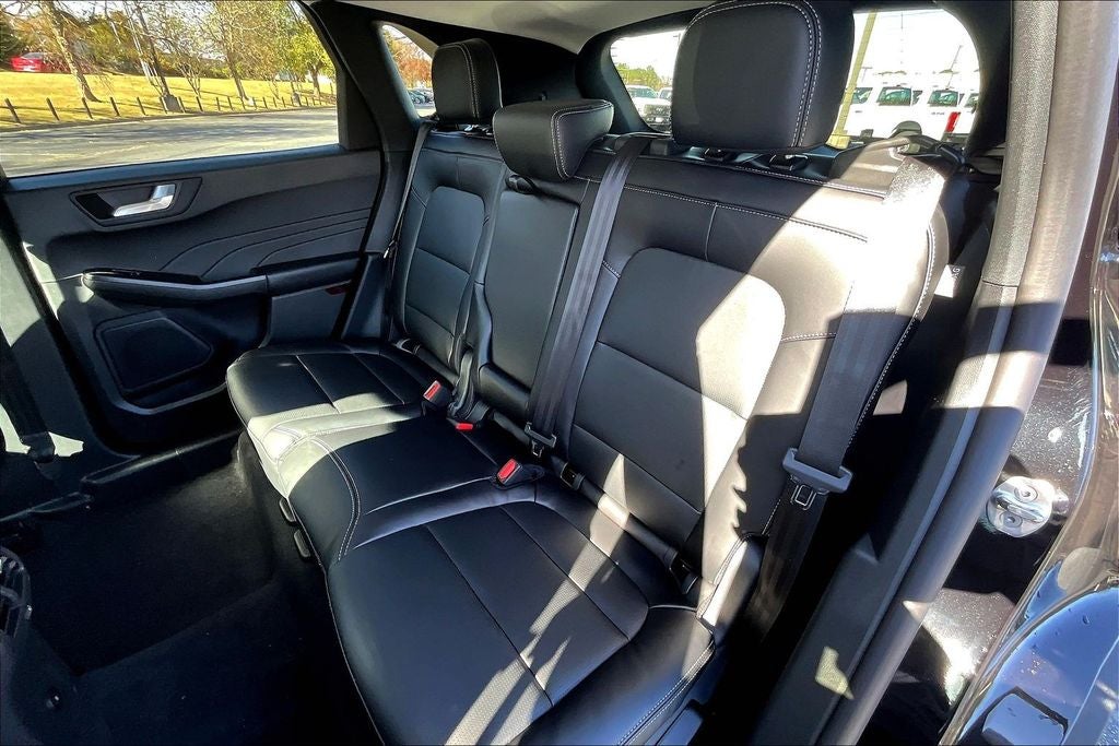 2026 Ford Escape Hybrid Platinum