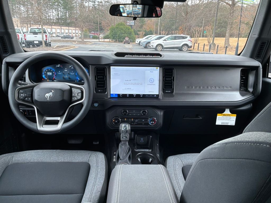 2025 Ford Bronco Base