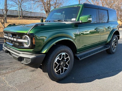 2025 Ford Bronco Outer Banks