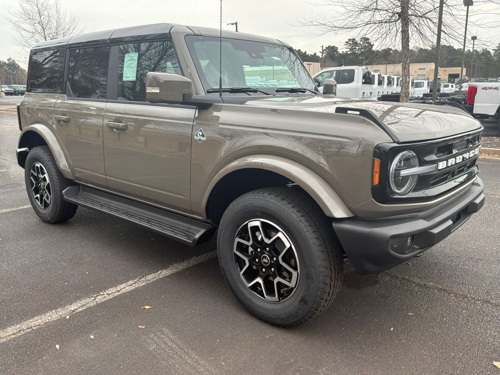 2025 Ford Bronco Outer Banks