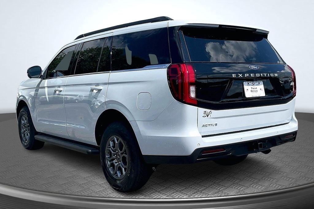 2026 Ford Expedition Active