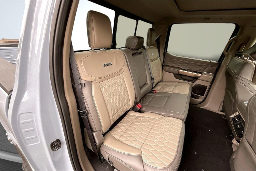 2027 Ford F-250SD Platinum