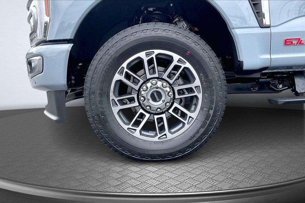 2027 Ford F-250SD Platinum