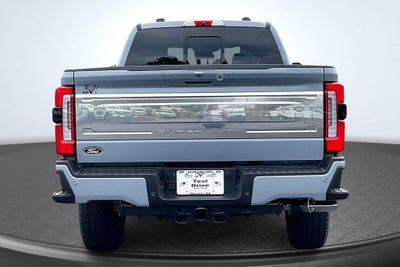 2027 Ford F-250SD Platinum