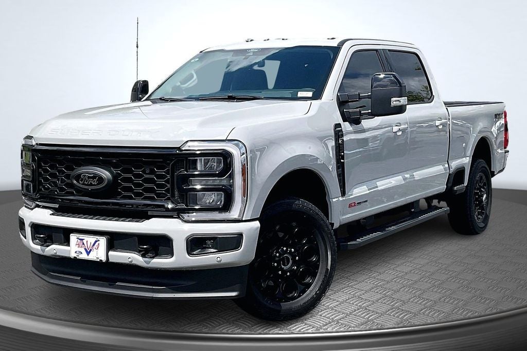 2026 Ford F-350SD Lariat