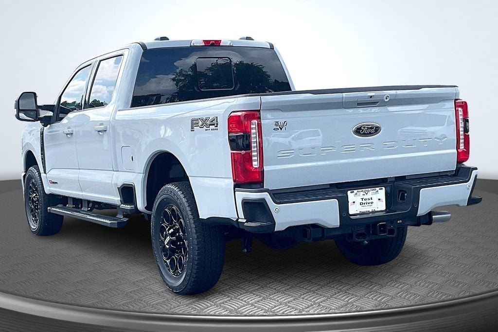 2026 Ford F-350SD Lariat