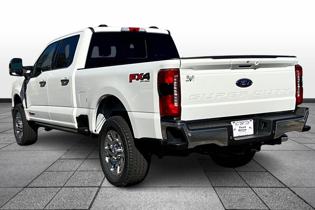 2026 Ford F-350SD Lariat