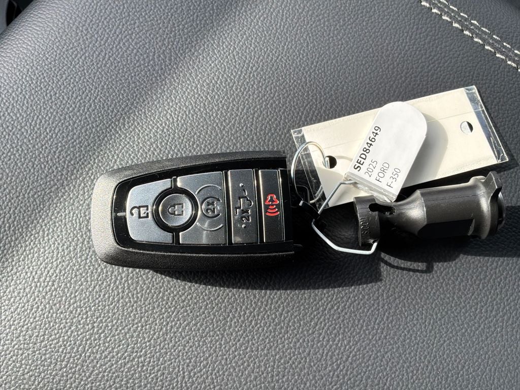 2025 Ford F-350SD XLT