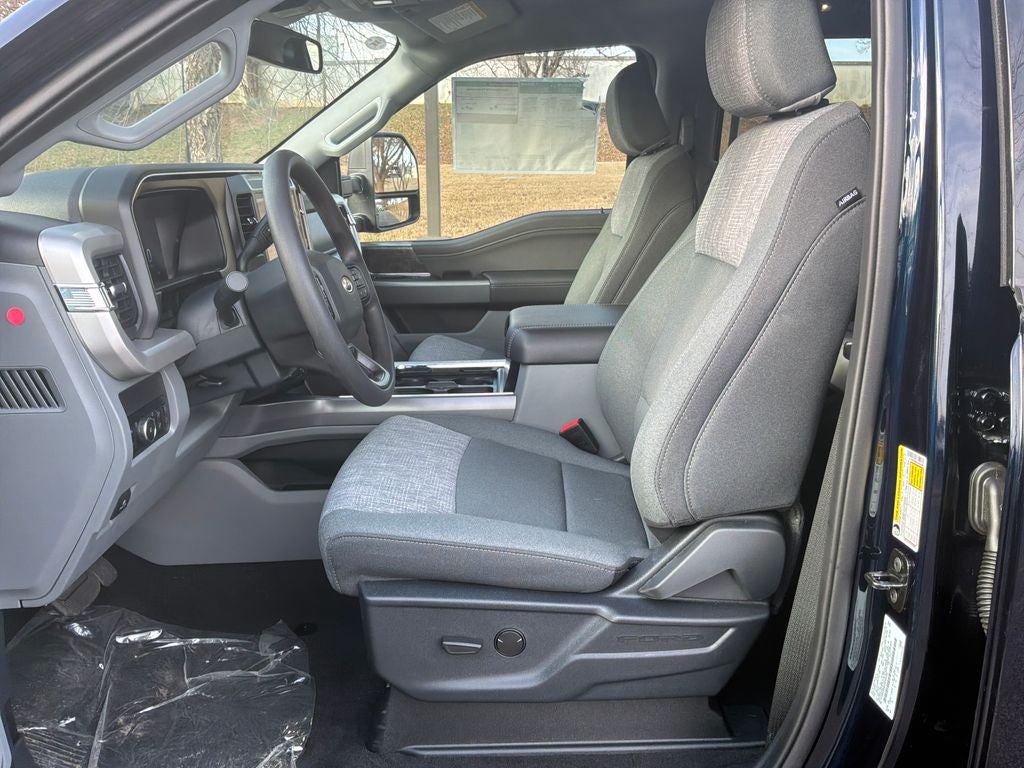 2025 Ford F-350SD XLT