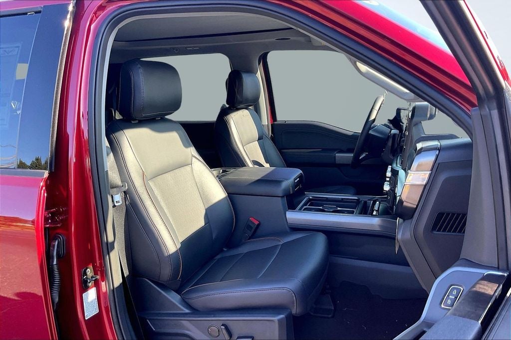 2027 Ford F-350SD Lariat