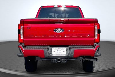 2027 Ford F-350SD Lariat