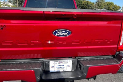 2027 Ford F-350SD Lariat